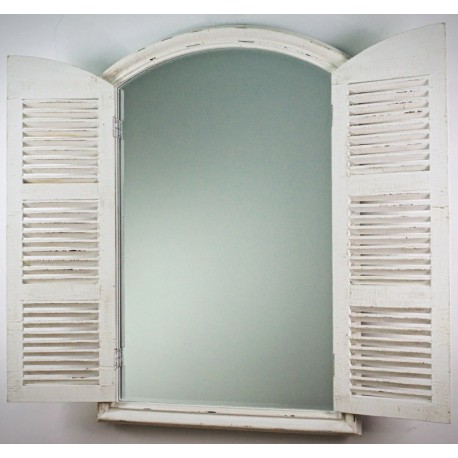 lustro z okiennicami