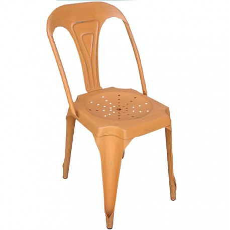 pomarańczowe krzesło metalowe