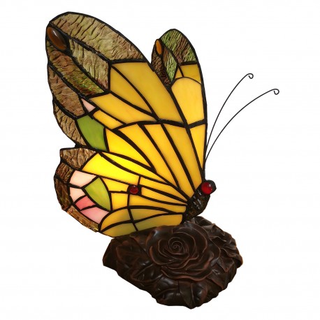 Lampa Tiffany w kształcie skrzydlatego motyla doda każdej aranżacji wdzięku i lekkości.