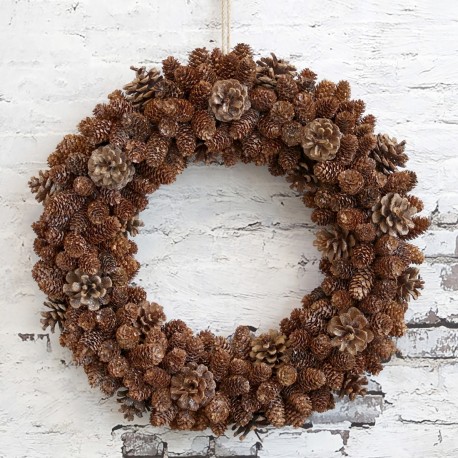 Świąteczny Wianek Chic Antique z Szyszkami i Śniegiem