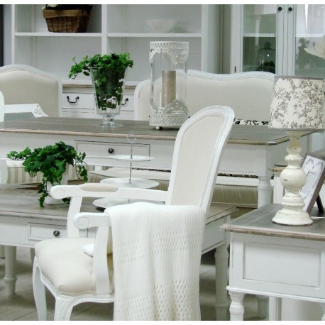 Stoliki kawowe to propozycje do salonów oraz do lokali użytkowych. Niskie stoliki mozesz dowolnie zestawiać z pufami lub z kanapami w różnych kolorach.