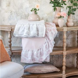 Narzuta Na Łóżko z Falbaną C Blanc Mariclò