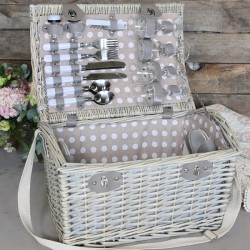 Kosz Piknikowy z Wyposażeniem Dla Czworga