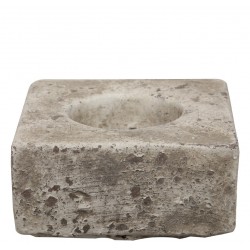 Świecznik z Cementu A