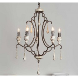 Żyrandol w Stylu Rustykalnym