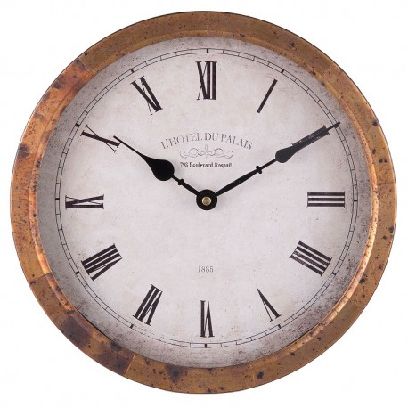 Postarzany, prowansalski zegar od holenderskiego producenta ma ciekawą, metalową ramę.