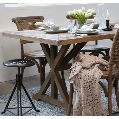 Drewniany Stół Scandi Chic