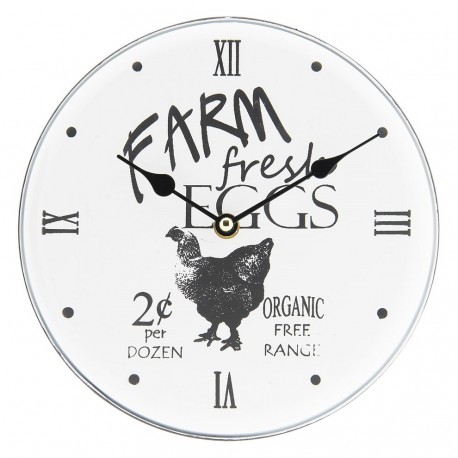Stylowy zegar prowansalski w białym kolorze z czarną grafiką oraz napisami.