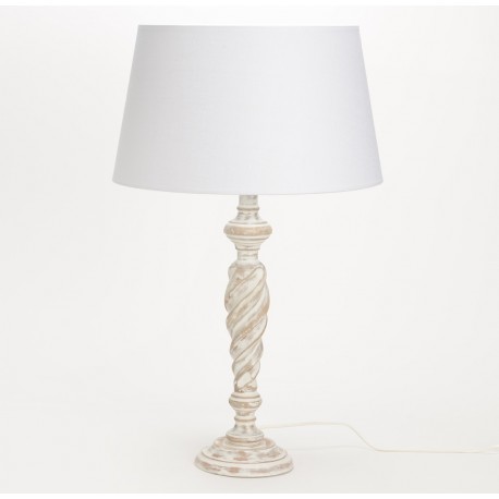 Piękna lampa stołowa na drewnianej nodze z bieleniami. Lampa ma biały abażur.