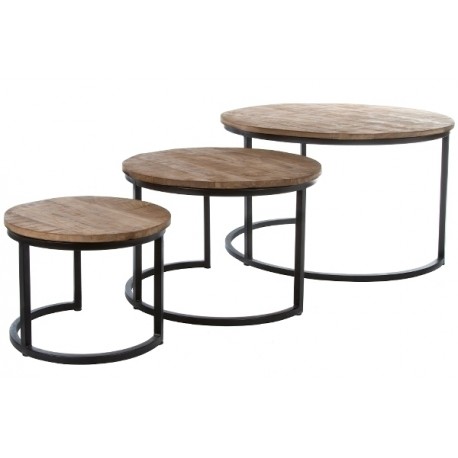 Stoliki kawowe w zestawie trzech modeli o różnym rozmiarze - polecamy do salonów.
