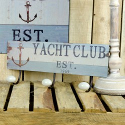 Wieszak w Stylu Marynistycznym 2