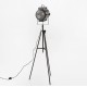 Lampa Podłogowa w Stylu Industrialnym Reflektor